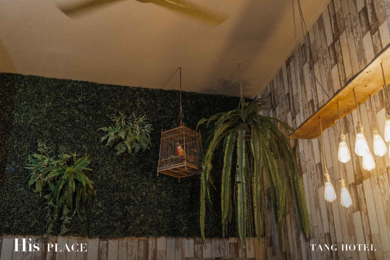 Tang House Vandrarhem Bangkok Exteriör bild