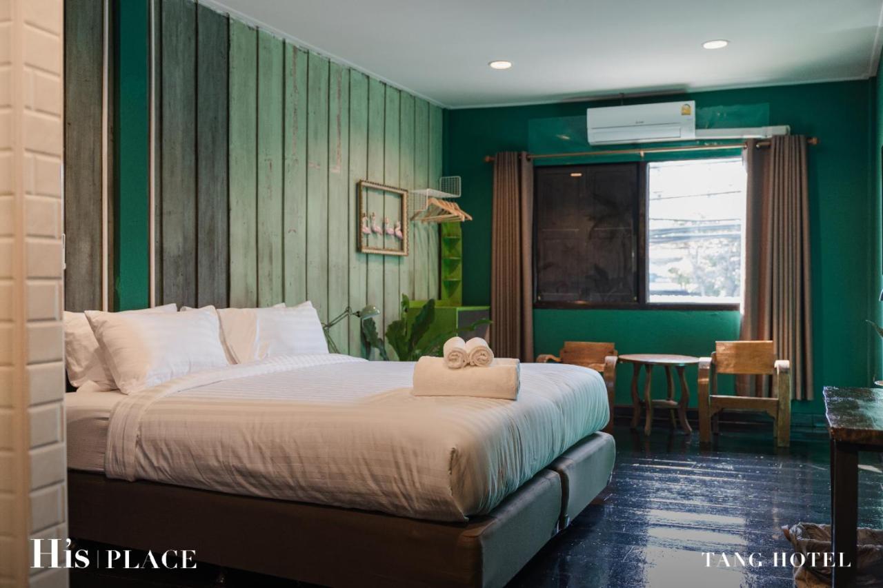 Tang House Vandrarhem Bangkok Exteriör bild